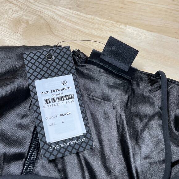 City Chic NWT Entwine Tulip Drape Maxi Dress Black Size 16 V-Neck Off Shoulder - Picture 6 of 13